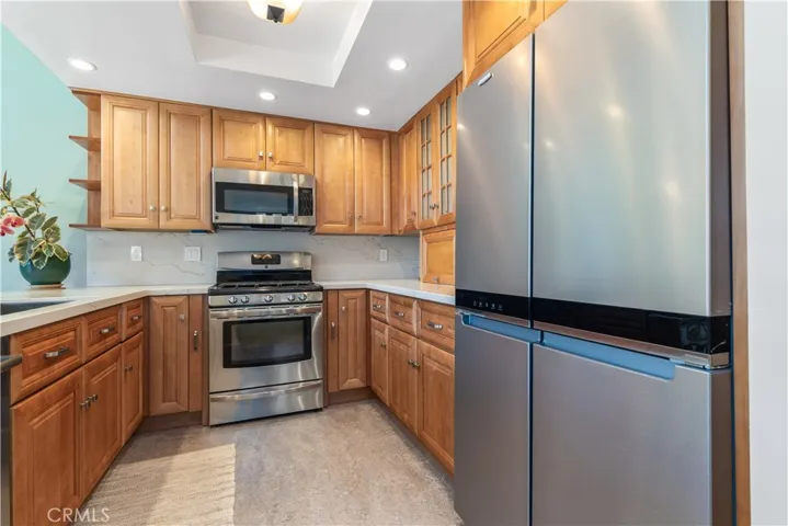 1237 Vista Del Lago, San Luis Obispo, California 93405