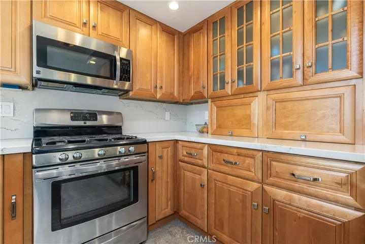 1237 Vista Del Lago, San Luis Obispo, California 93405