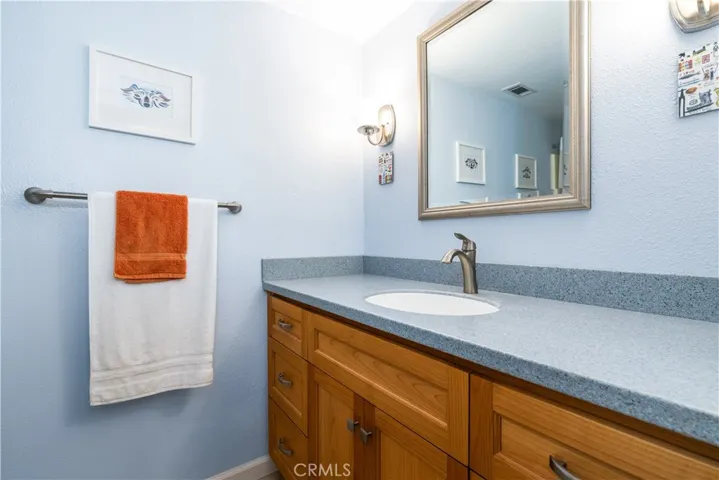 1237 Vista Del Lago, San Luis Obispo, California 93405