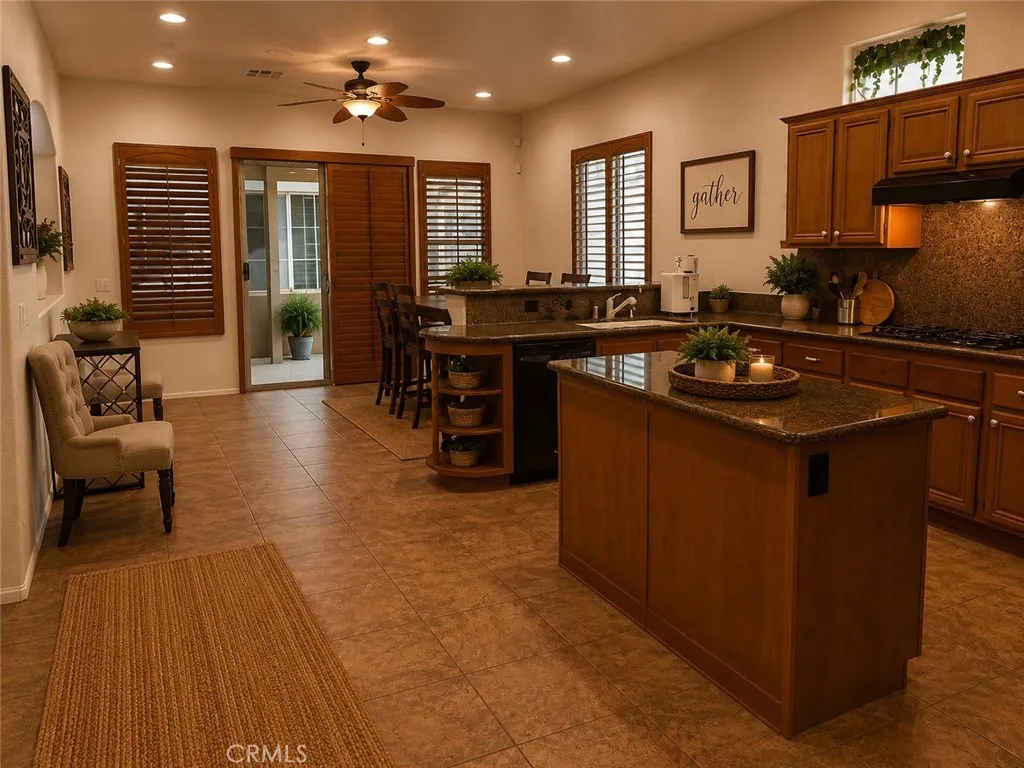 kitchen / Breakfast area