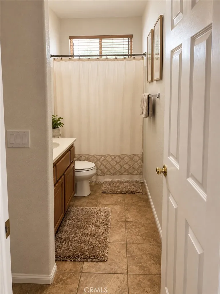jack and Hill Bathroom