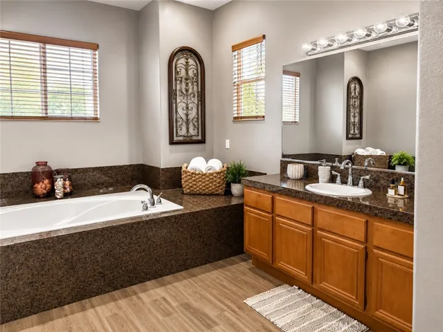 right side and tub master bedroom
