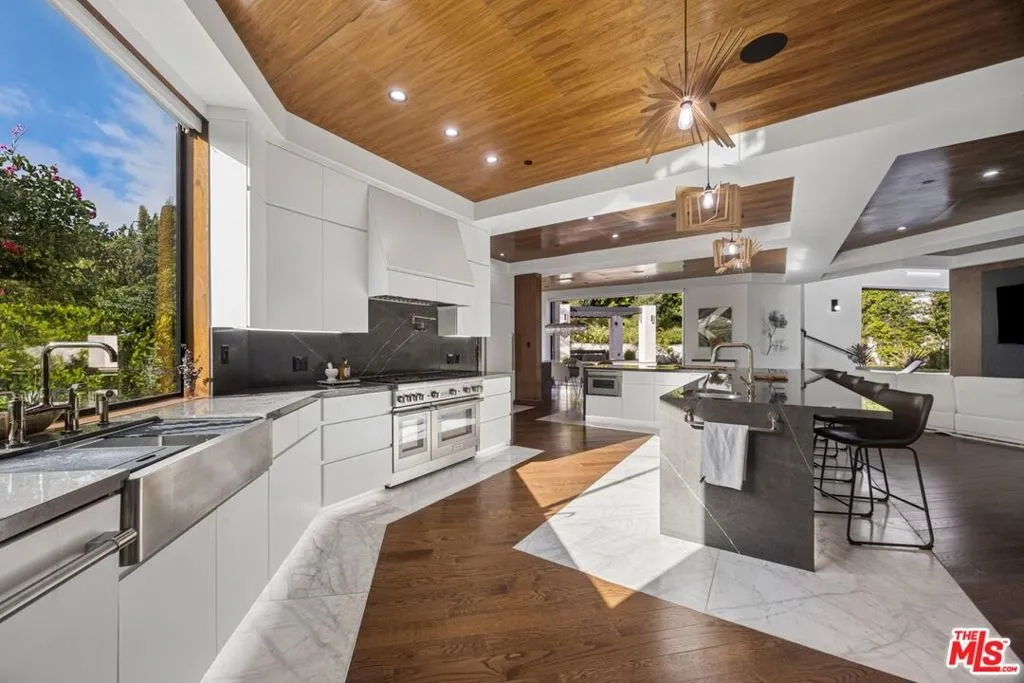Kitchen Kitchen