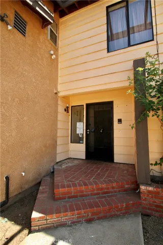 56563 Golden Bee, Yucca Valley, California 92284