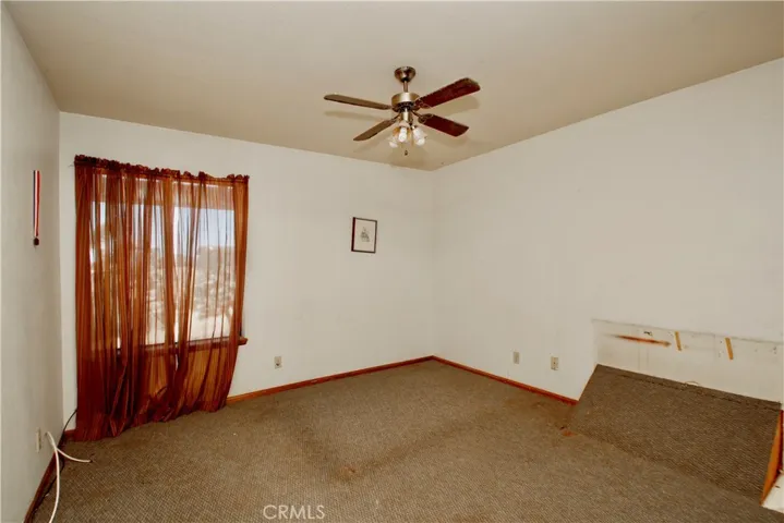 56563 Golden Bee, Yucca Valley, California 92284