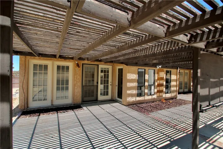 56563 Golden Bee, Yucca Valley, California 92284