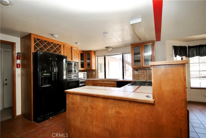 56563 Golden Bee, Yucca Valley, California 92284
