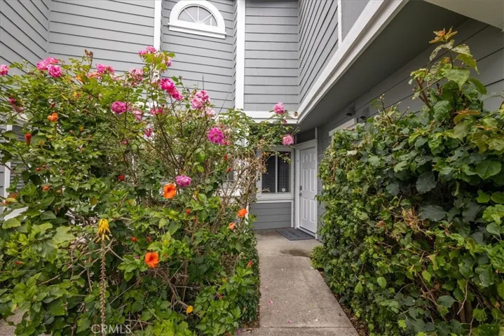 121 Santa Rosa Ct. W, Laguna Beach, California 92651
