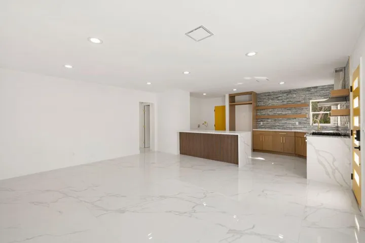 29-web-or-mls-8M4A4030