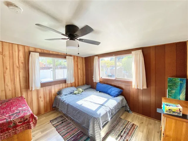412 E Grand Boulevard, Corona, California 92879