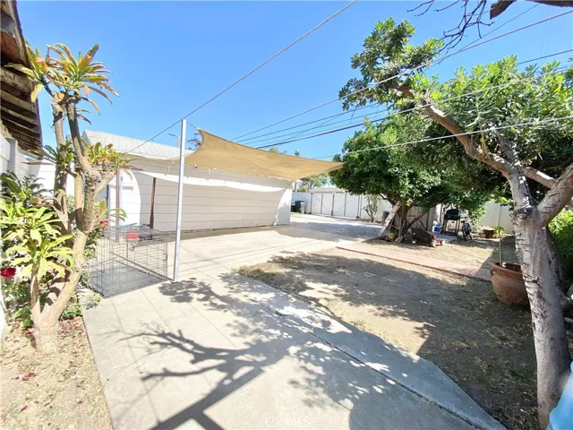 412 E Grand Boulevard, Corona, California 92879