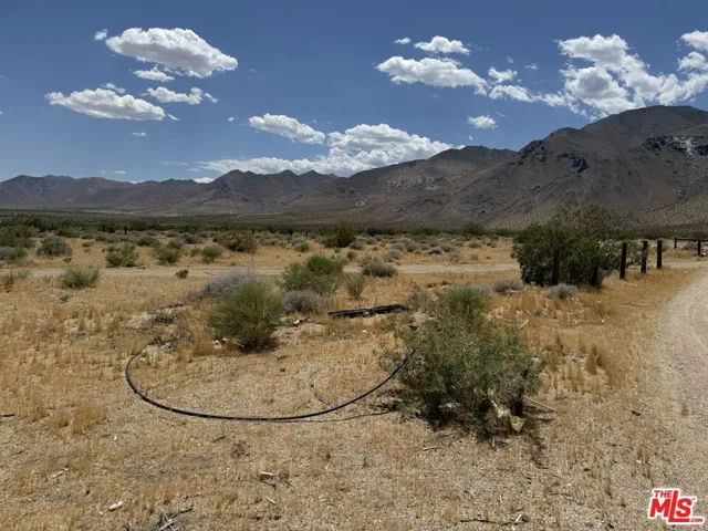 401 Sterling Road A, Inyokern, California 93527