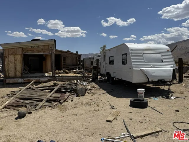 401 Sterling Road A, Inyokern, California 93527