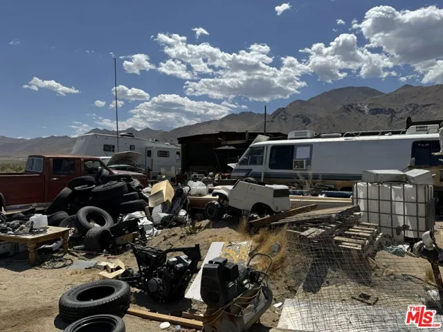 401 Sterling Road A, Inyokern, California 93527