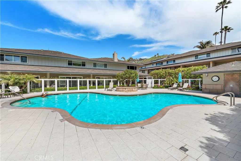 Beach Level "lower" pool