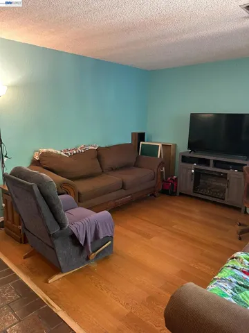 1805 Living Room