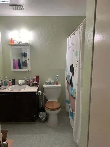 1805 Bathroom
