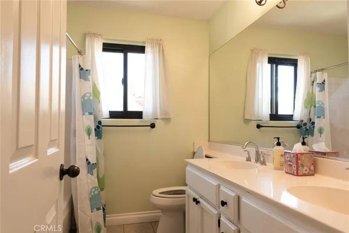 Upstairs bathroom