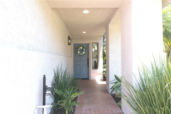 Front door entry way