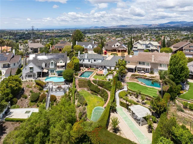 25402 Gallup Circle, Laguna Hills, California 92653