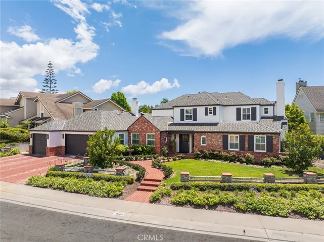 25402 Gallup Circle, Laguna Hills, California 92653