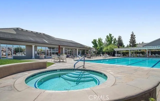 Community Pool and Spa