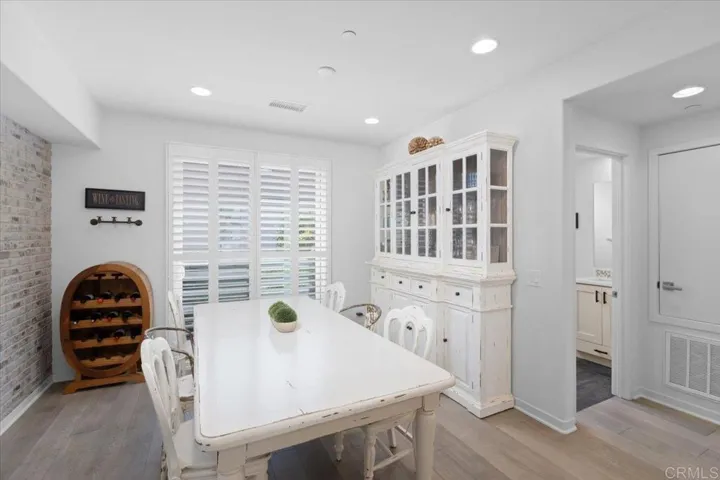 2511 State Street, Carlsbad, California 92008