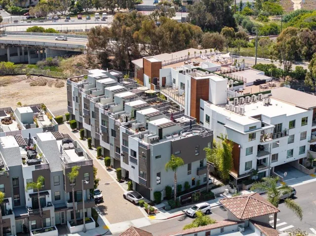 2511 State Street, Carlsbad, California 92008