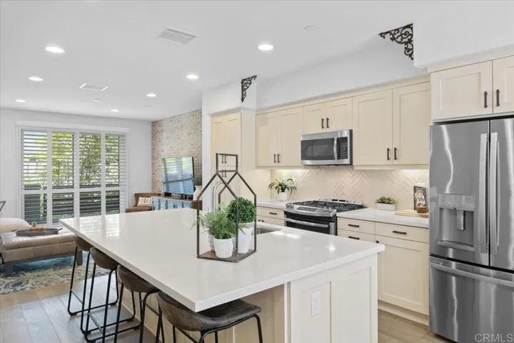 2511 State Street, Carlsbad, California 92008
