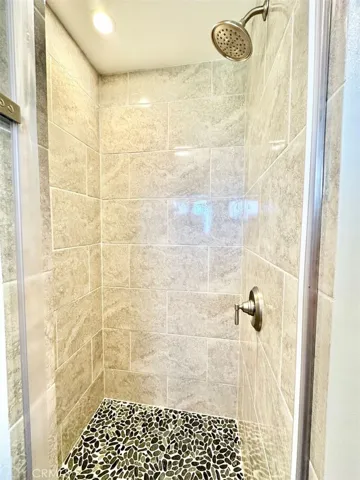 2160 Puerto Del Mundo, Fallbrook, California 92028