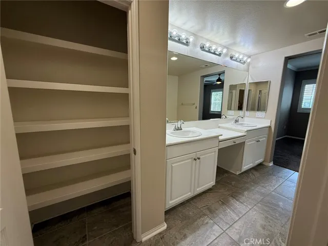 extra storage in primary bath