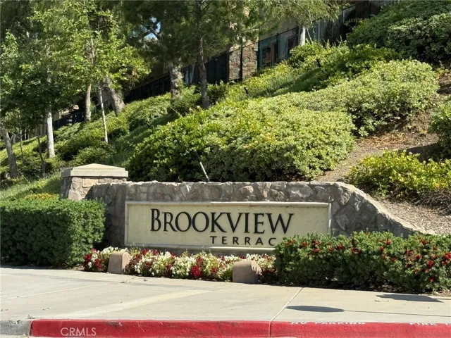 upscale community entrance