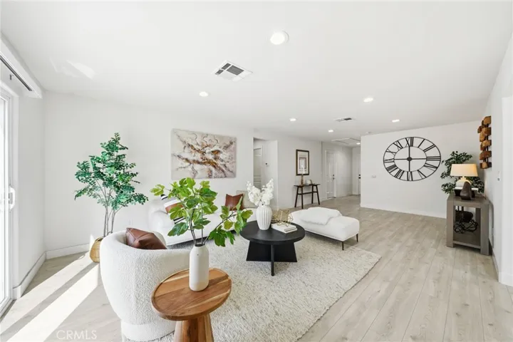 305 N College Drive, La Habra, California 90631