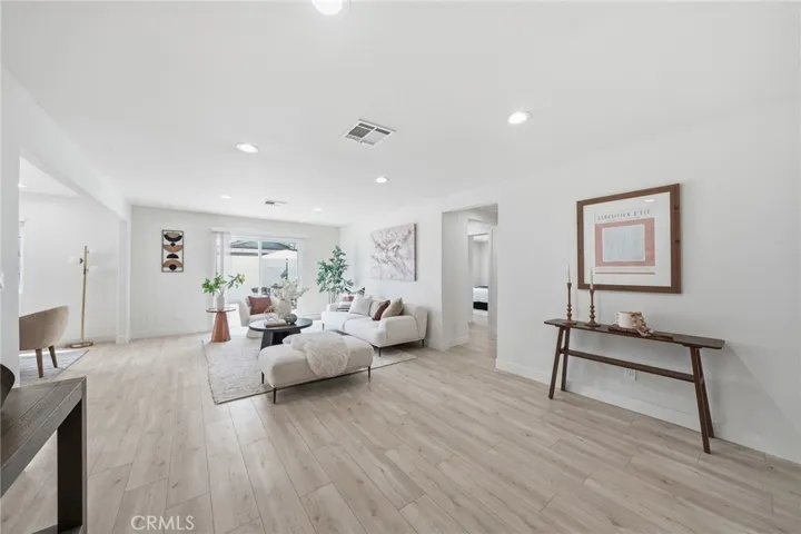 305 N College Drive, La Habra, California 90631