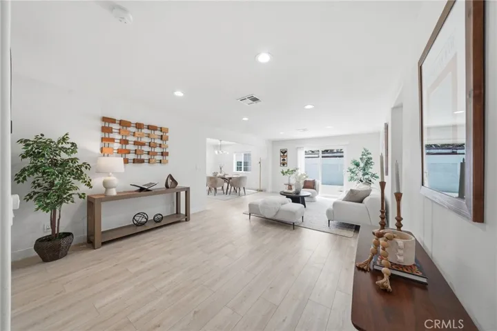 305 N College Drive, La Habra, California 90631