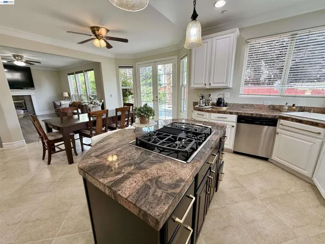 1284 Riesling Cir, Livermore, California 94550