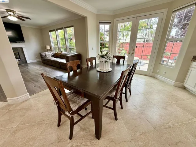 1284 Riesling Cir, Livermore, California 94550