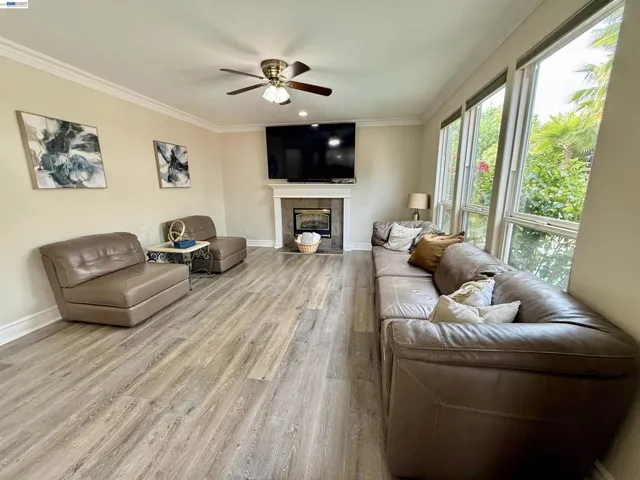1284 Riesling Cir, Livermore, California 94550