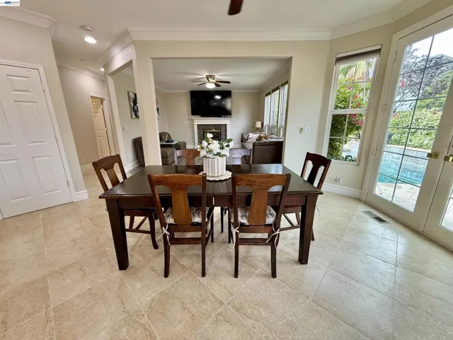 1284 Riesling Cir, Livermore, California 94550