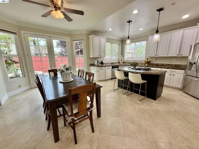 1284 Riesling Cir, Livermore, California 94550