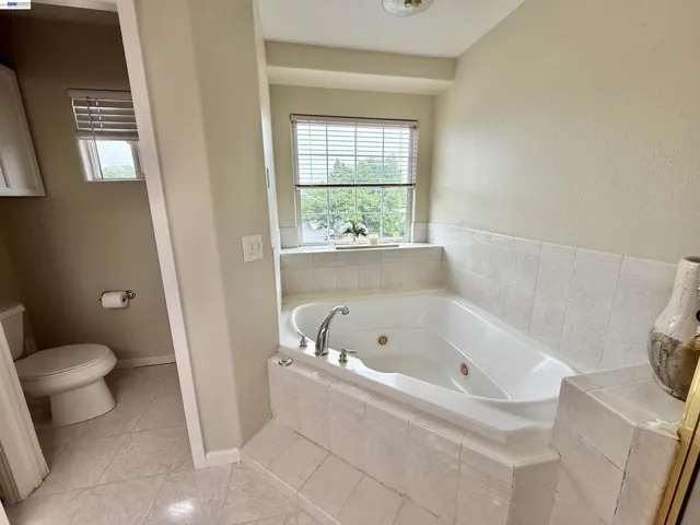 1284 Riesling Cir, Livermore, California 94550