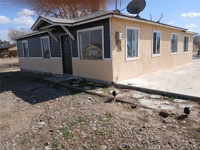 11028 E Avenue R, Littlerock, California 93543