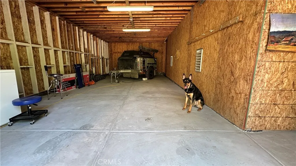 Lower Oversized Garage(8'4" High Door) With Utility And Buildup Access
