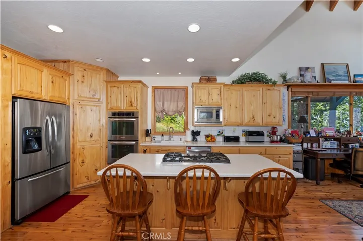 Open Kitchen With Breakfast Bar