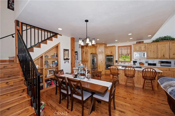 30 Park Drive, Running Springs, California 92382