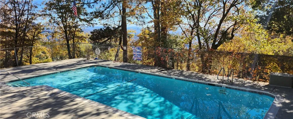 Walk To The Country Club Pool!