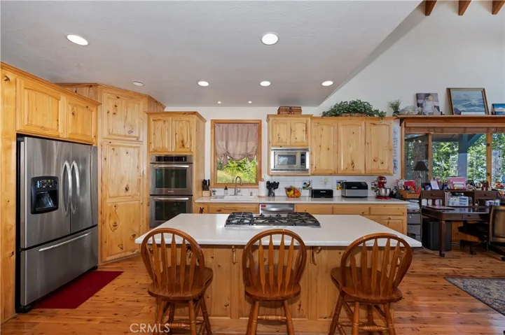 Open Kitchen With Breakfast Bar