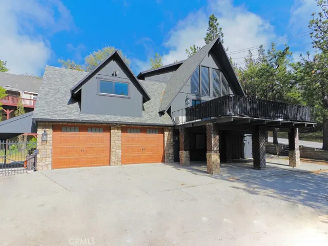 28596 North Bay, Lake Arrowhead, California 92352