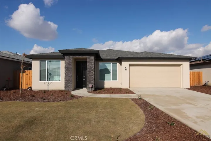 802 Kidlington Court, Bakersfield, California 93307