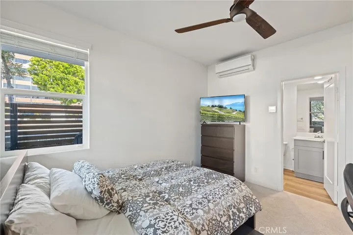 Main Level on-suite